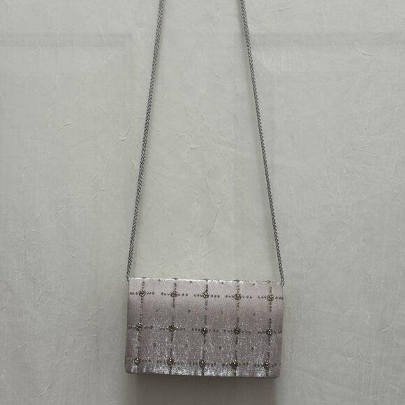 Chic 1980s La Regale Crystal Satin Clutch - Picture 2 of 10
